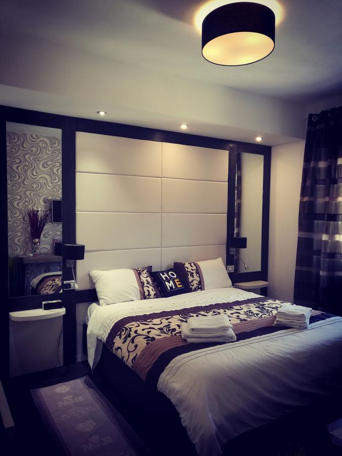 مبيت وإفطار لا سبيتسْيا Voyage Prive Deluxe المظهر الخارجي الصورة